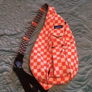 Kavu large sling bag
